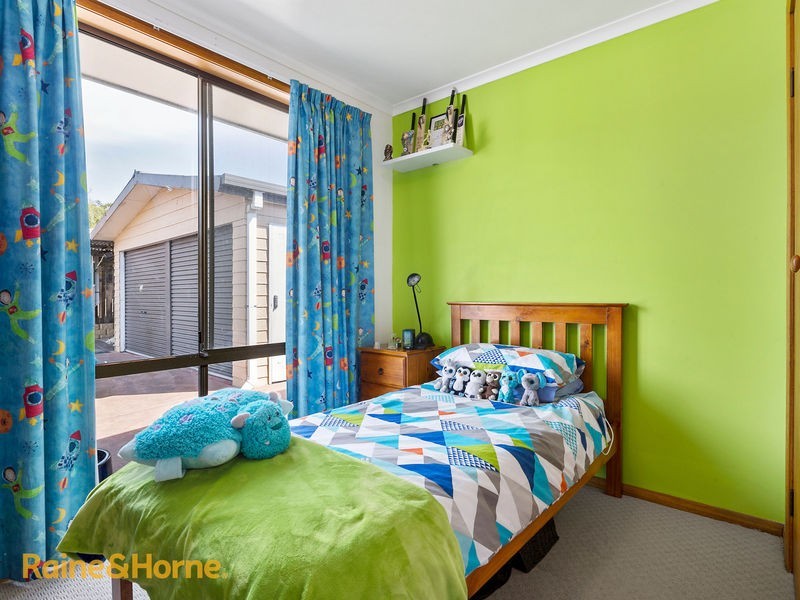 15 Lester Crescent, Kingston TAS 7050