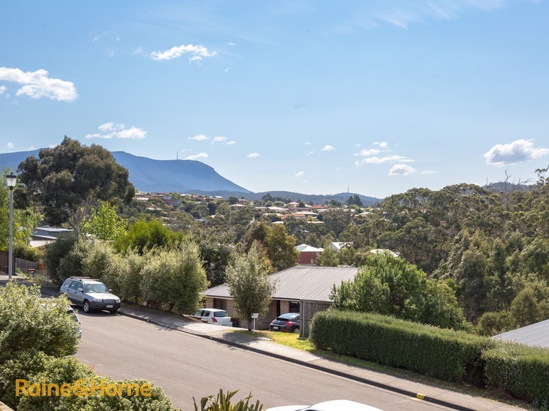 15 Lester Crescent, Kingston TAS 7050