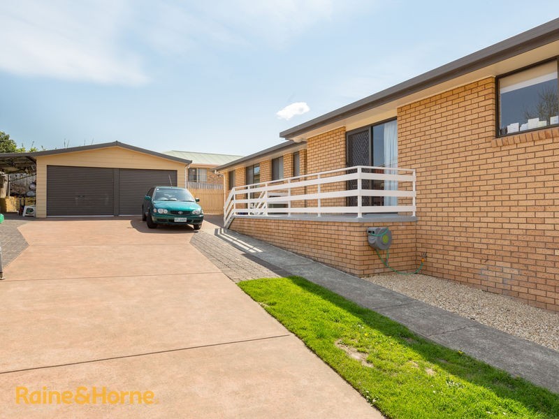 15 Lester Crescent, Kingston TAS 7050