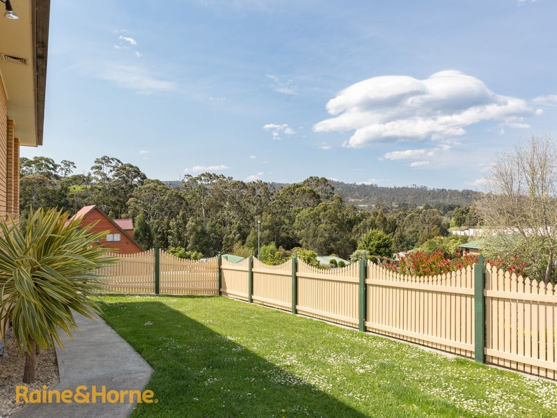 15 Lester Crescent, Kingston TAS 7050
