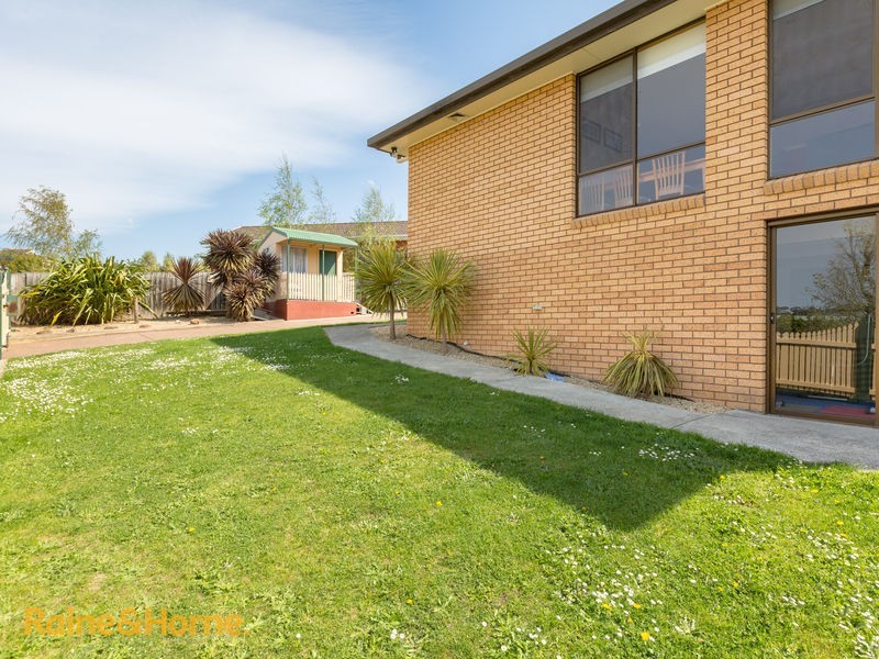 15 Lester Crescent, Kingston TAS 7050