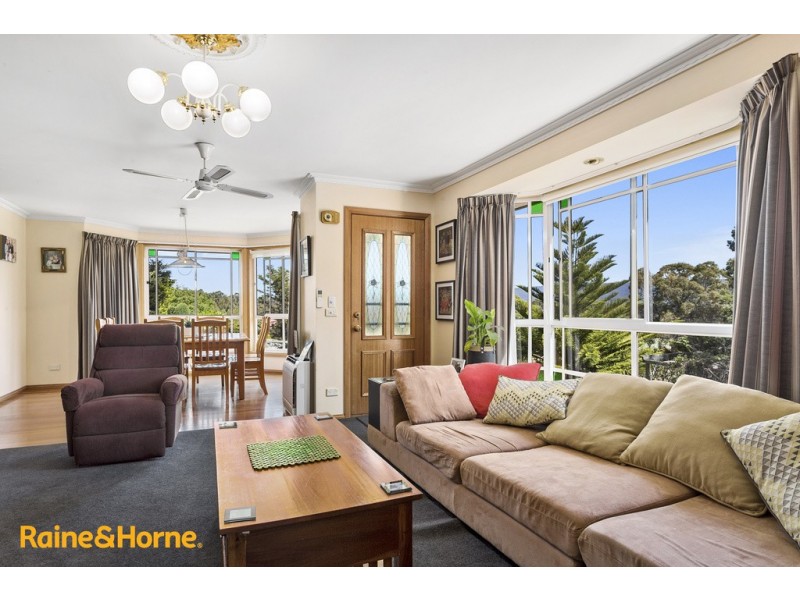 1 Cicero Court, Blackmans Bay TAS 7052