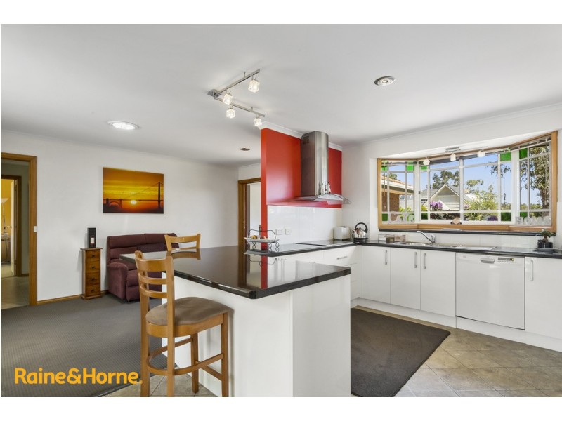 1 Cicero Court, Blackmans Bay TAS 7052