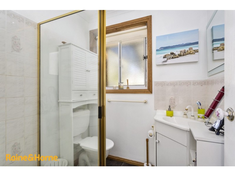 1 Cicero Court, Blackmans Bay TAS 7052