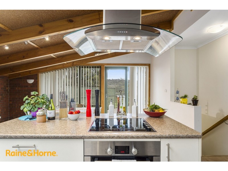 73 Auburn Road, Kingston Beach TAS 7050