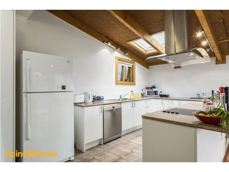 73 Auburn Road, Kingston Beach TAS 7050