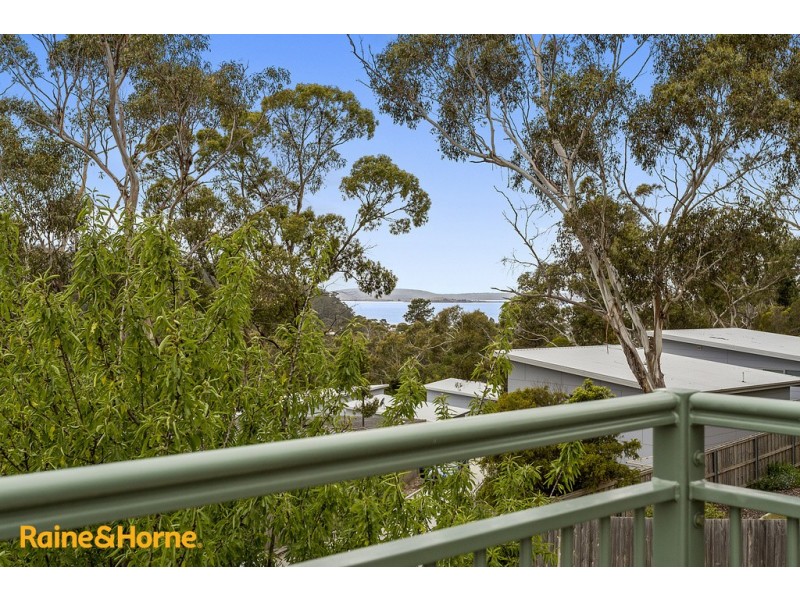 73 Auburn Road, Kingston Beach TAS 7050