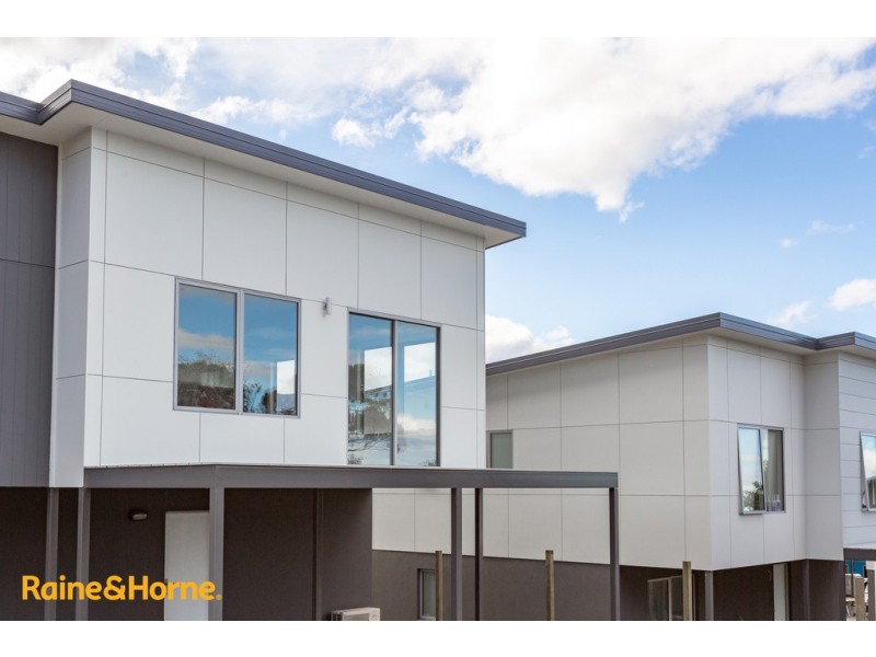 1/25 Powell Road, Blackmans Bay TAS 7052