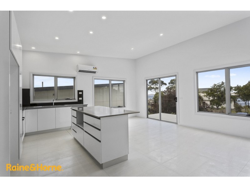 1/25 Powell Road, Blackmans Bay TAS 7052