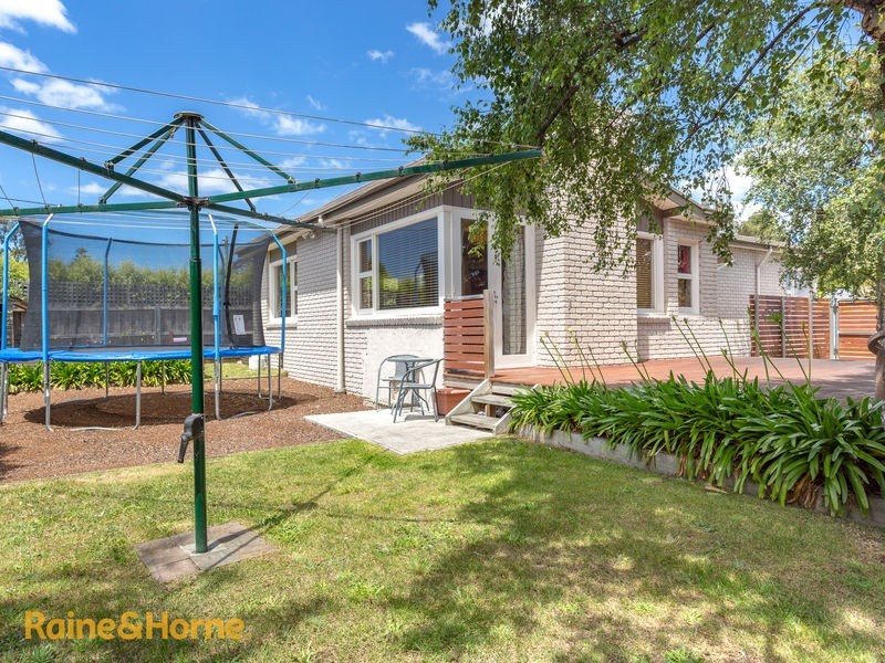 32 Lewan Avenue, Kingston TAS 7050