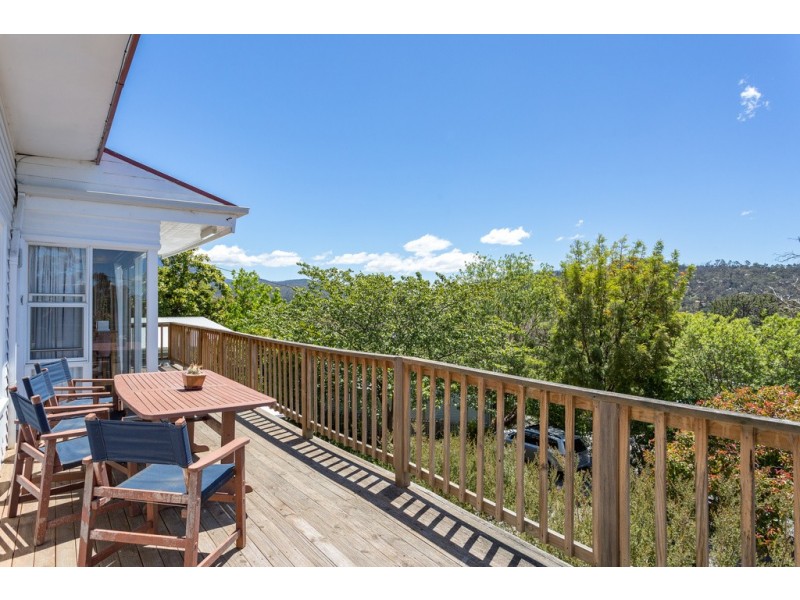 47 Roslyn Avenue, Kingston Beach TAS 7050