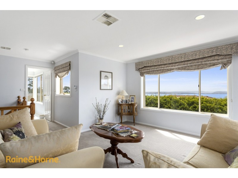 62 Diamond Drive, Blackmans Bay TAS 7052