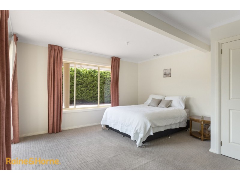 62 Diamond Drive, Blackmans Bay TAS 7052