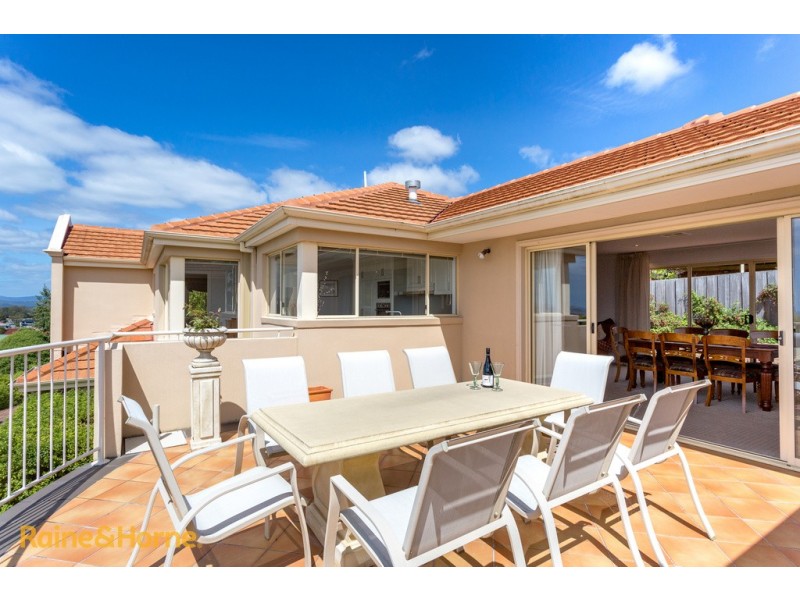 62 Diamond Drive, Blackmans Bay TAS 7052