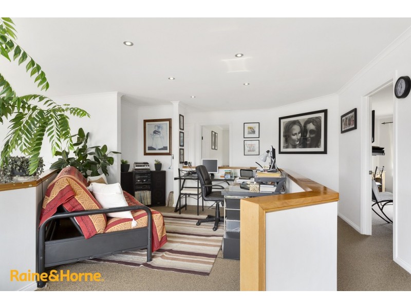 69 Hutchins Street, Kingston TAS 7050