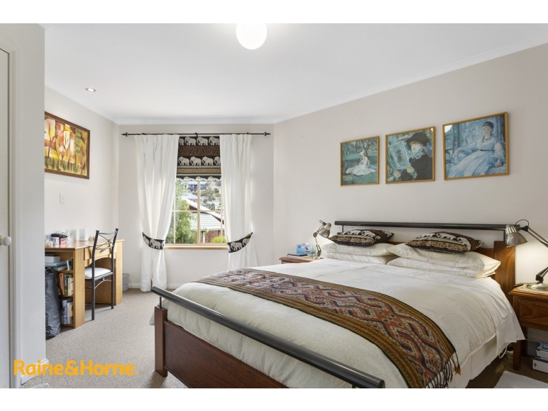 69 Hutchins Street, Kingston TAS 7050