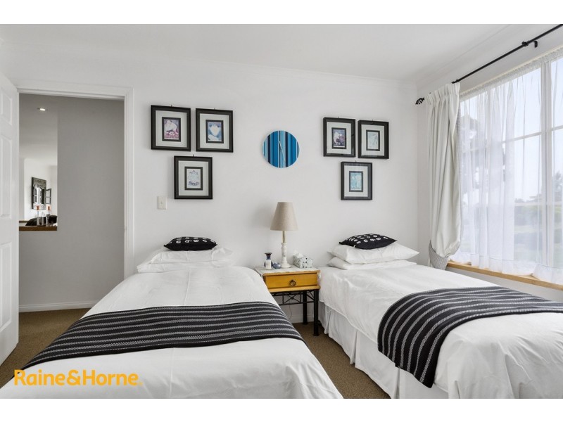 69 Hutchins Street, Kingston TAS 7050