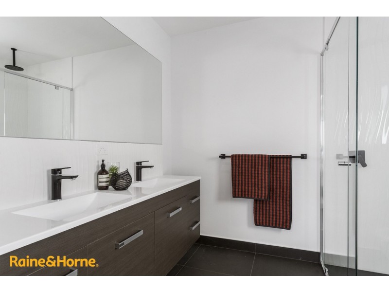 2/25 Powell Road, Blackmans Bay TAS 7052