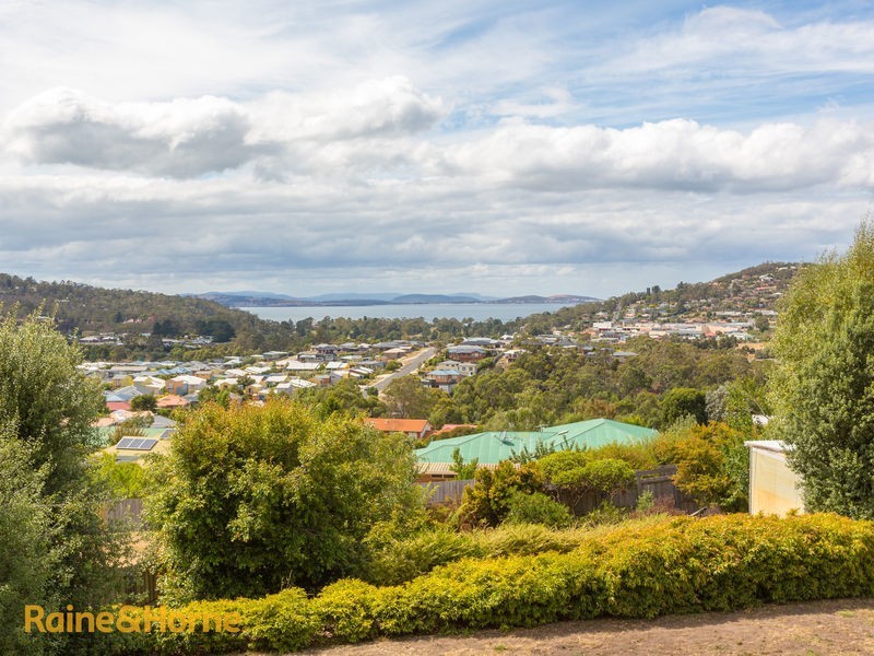 19 Foley Road, Kingston TAS 7050