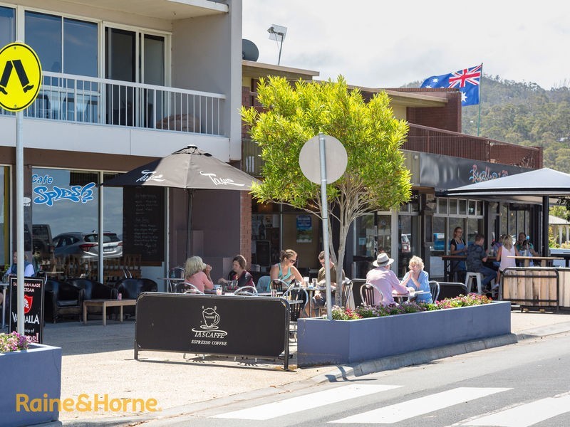 12 Osborne Esplanade, Kingston Beach TAS 7050