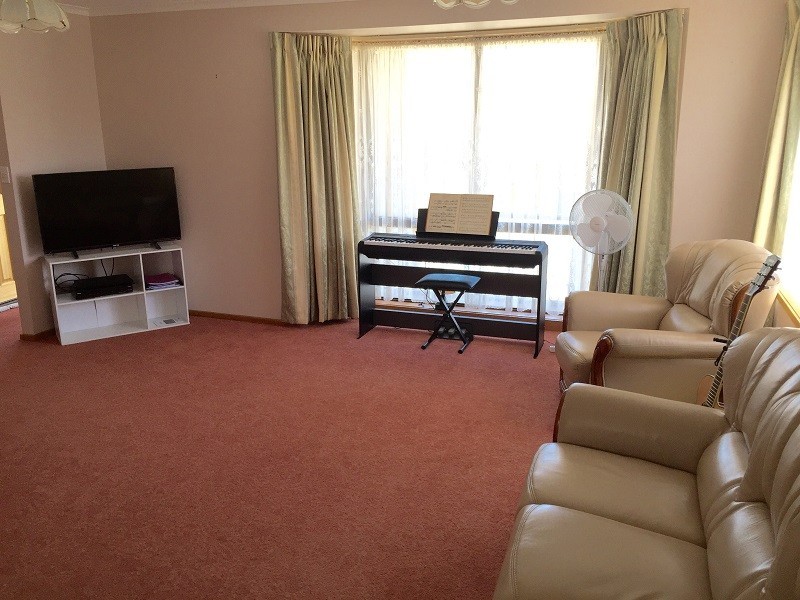 58 Village Drive, Kingston TAS 7050