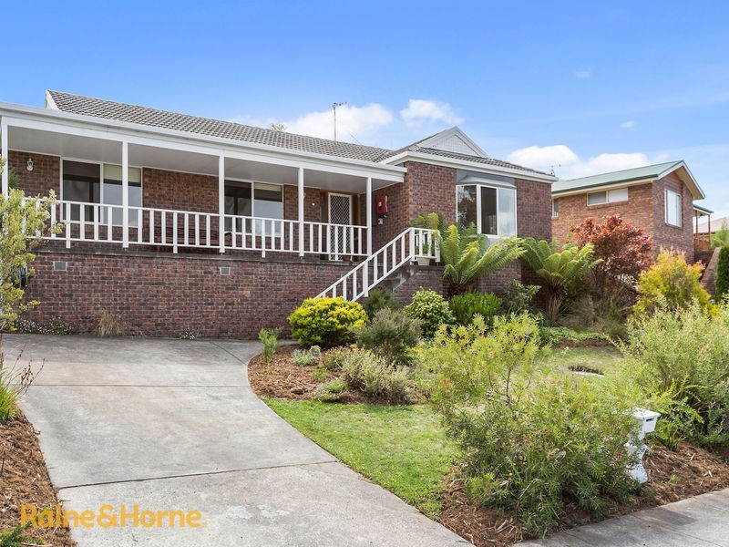 19 Stirling Avenue, Blackmans Bay TAS 7052