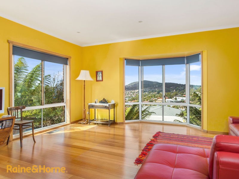 19 Stirling Avenue, Blackmans Bay TAS 7052