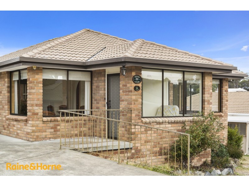 38 Fairway Drive, Kingston TAS 7050