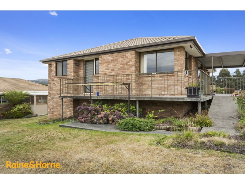 38 Fairway Drive, Kingston TAS 7050