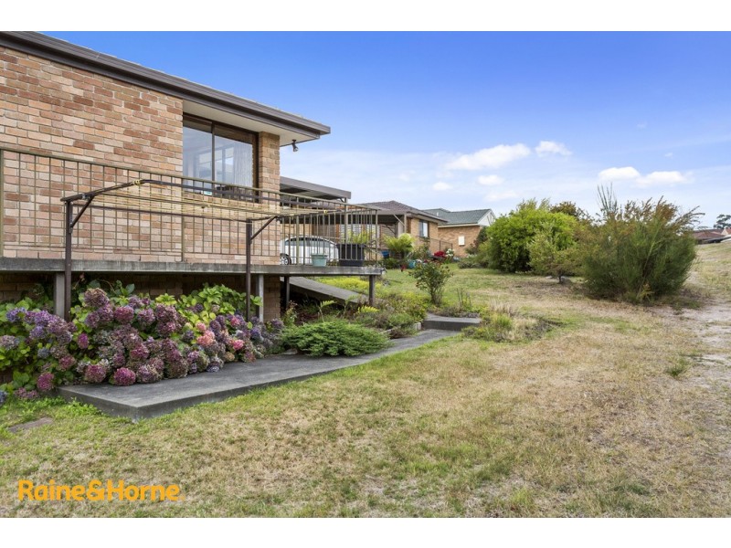 38 Fairway Drive, Kingston TAS 7050