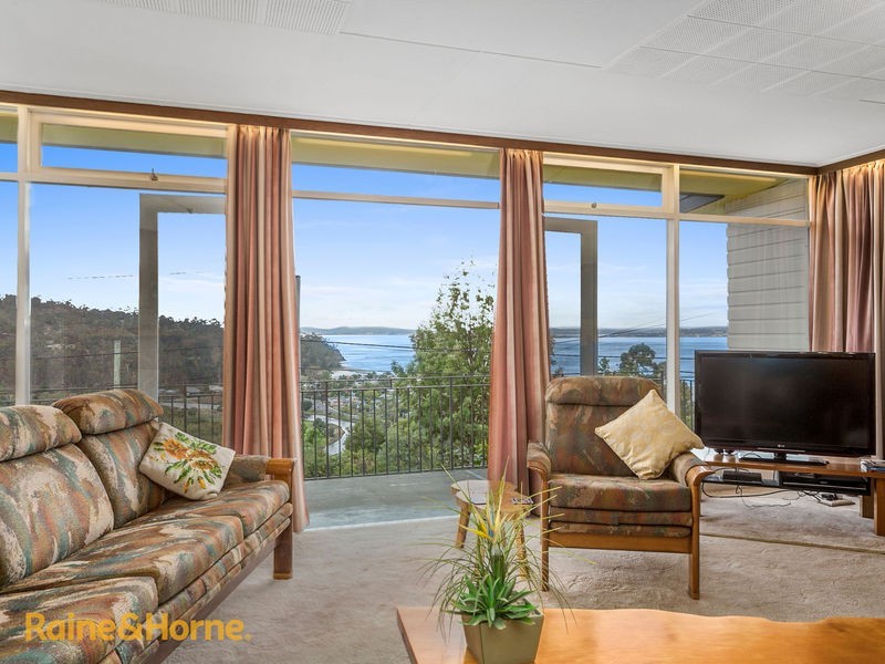40 Auburn Road, Kingston Beach TAS 7050