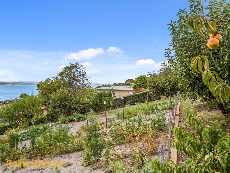 40 Auburn Road, Kingston Beach TAS 7050