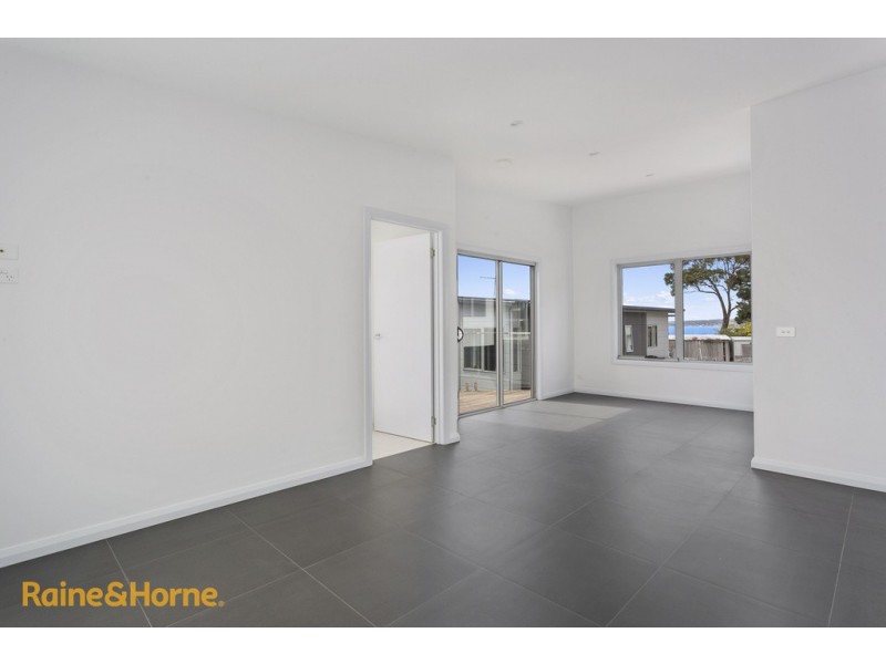 4/25 Powell Road, Blackmans Bay TAS 7052