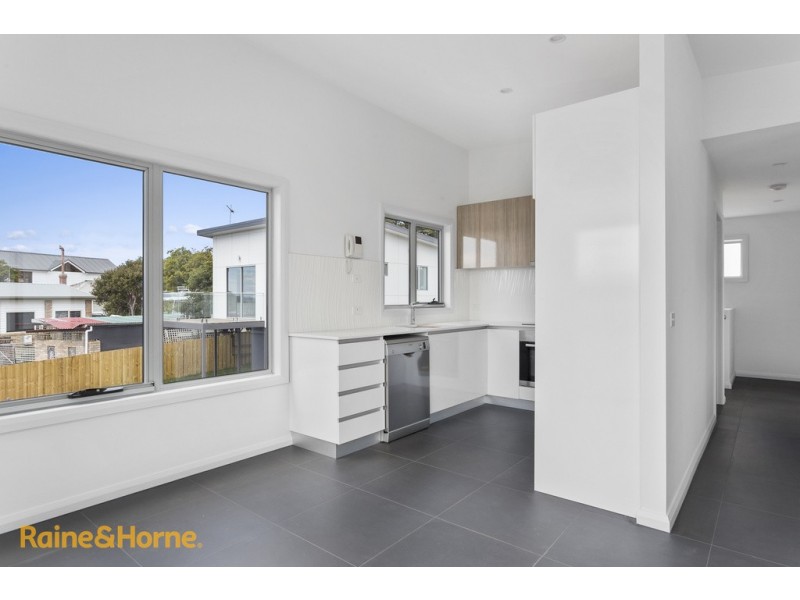 4/25 Powell Road, Blackmans Bay TAS 7052