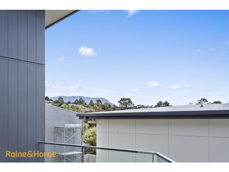 4/25 Powell Road, Blackmans Bay TAS 7052