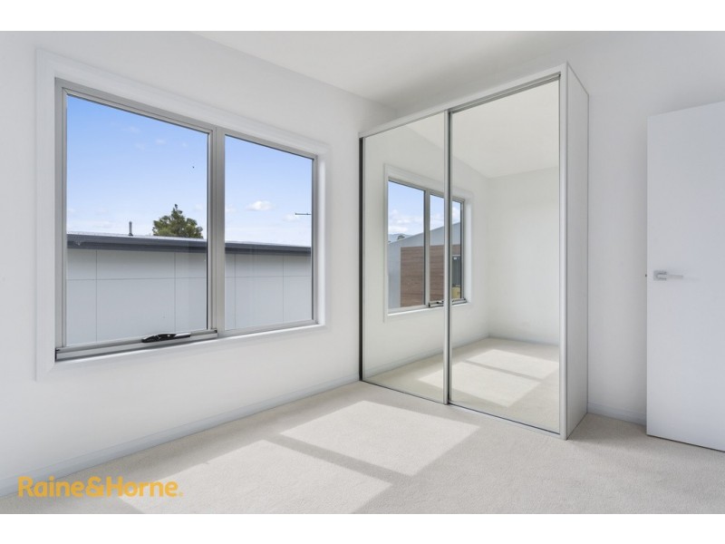 4/25 Powell Road, Blackmans Bay TAS 7052