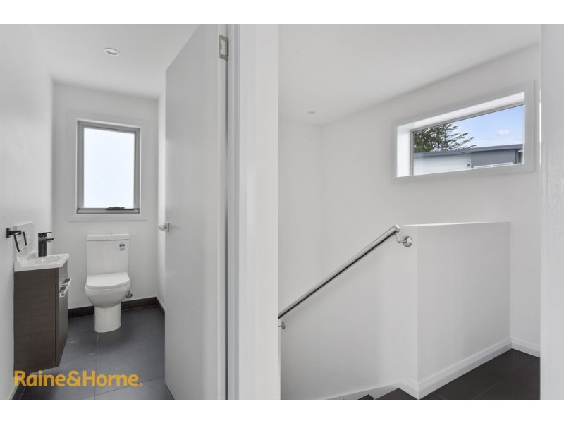 4/25 Powell Road, Blackmans Bay TAS 7052