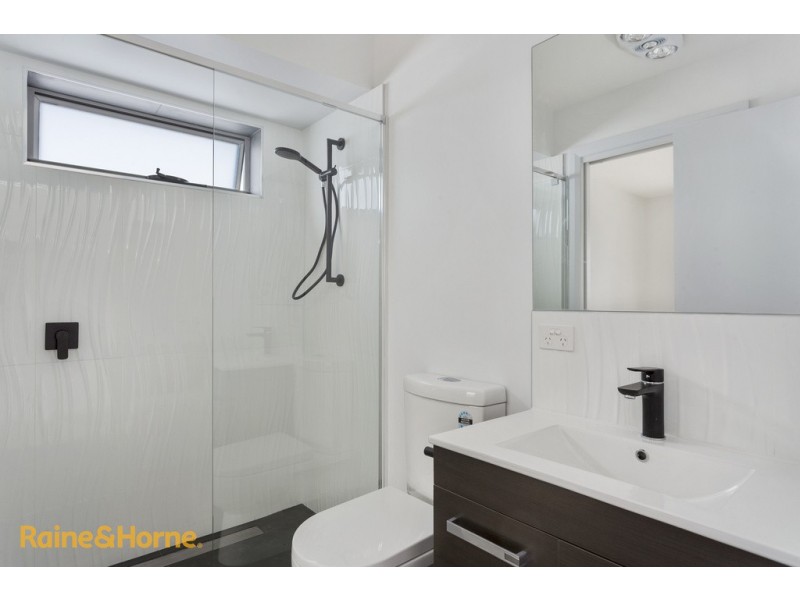 4/25 Powell Road, Blackmans Bay TAS 7052