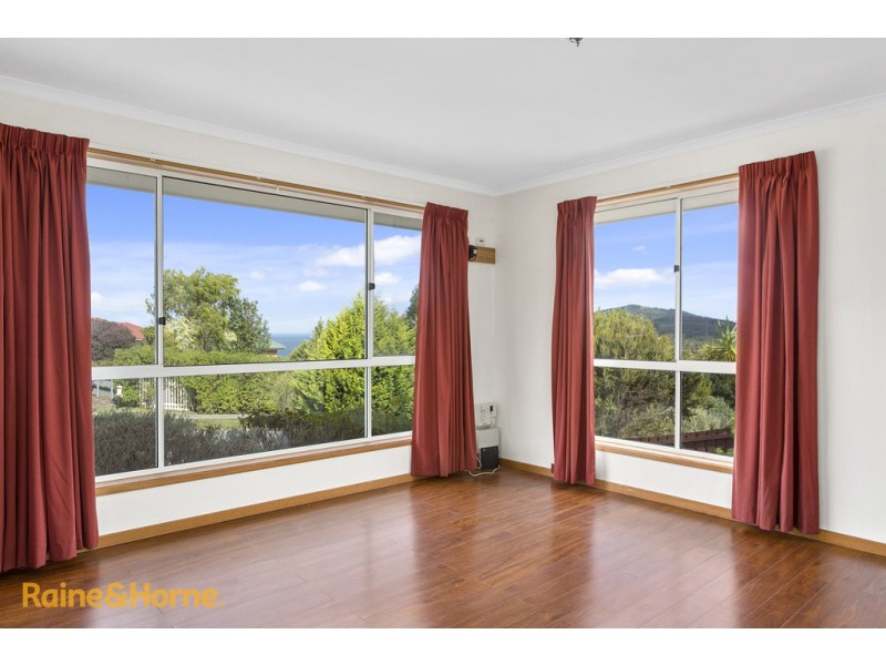 95 Diamond Drive, Blackmans Bay TAS 7052