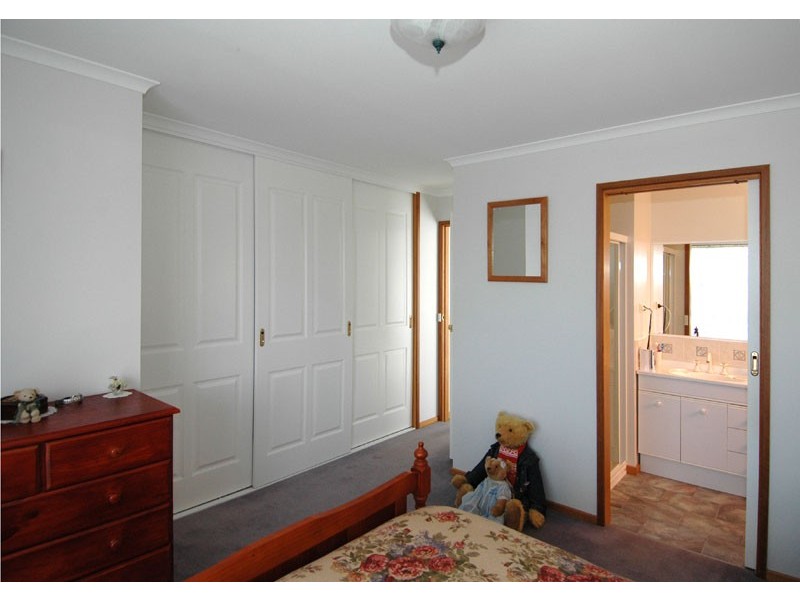 95 Diamond Drive, Blackmans Bay TAS 7052