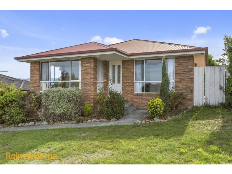 95 Diamond Drive, Blackmans Bay TAS 7052