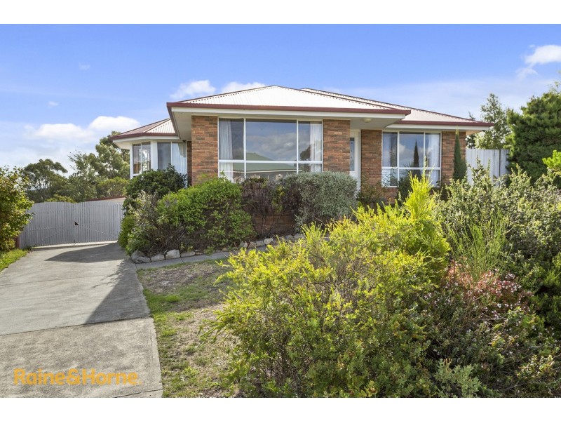 95 Diamond Drive, Blackmans Bay TAS 7052