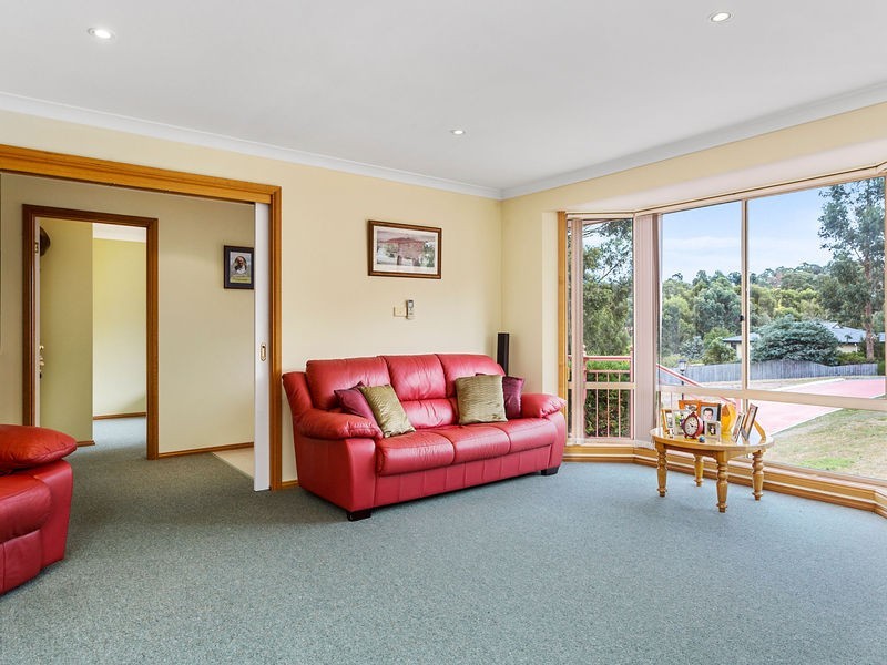 22 Lady Penrhyn Drive, Blackmans Bay TAS 7052