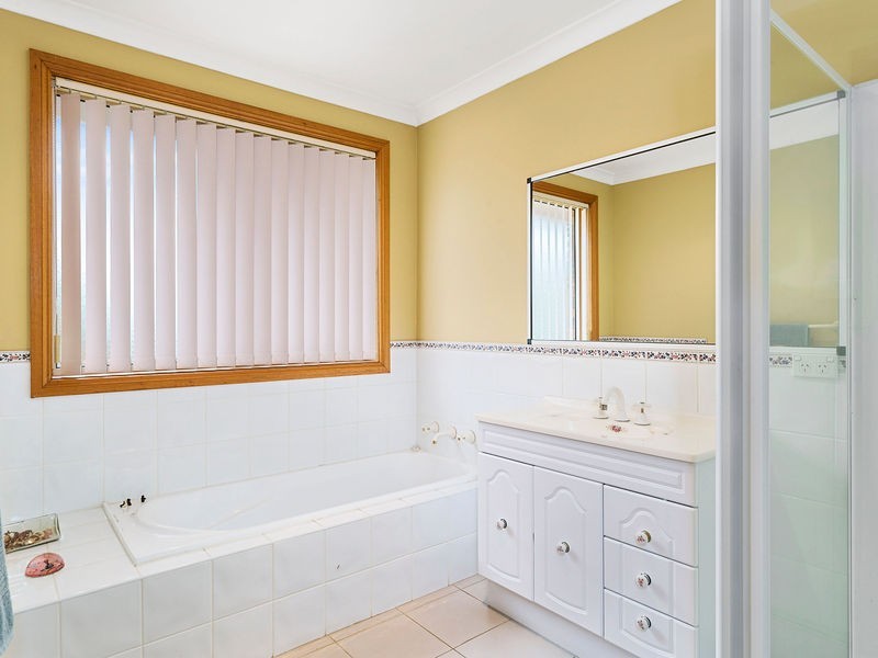 22 Lady Penrhyn Drive, Blackmans Bay TAS 7052