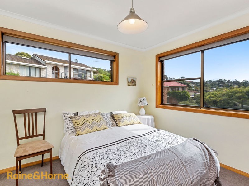 11 Seacrest Avenue, Blackmans Bay TAS 7052