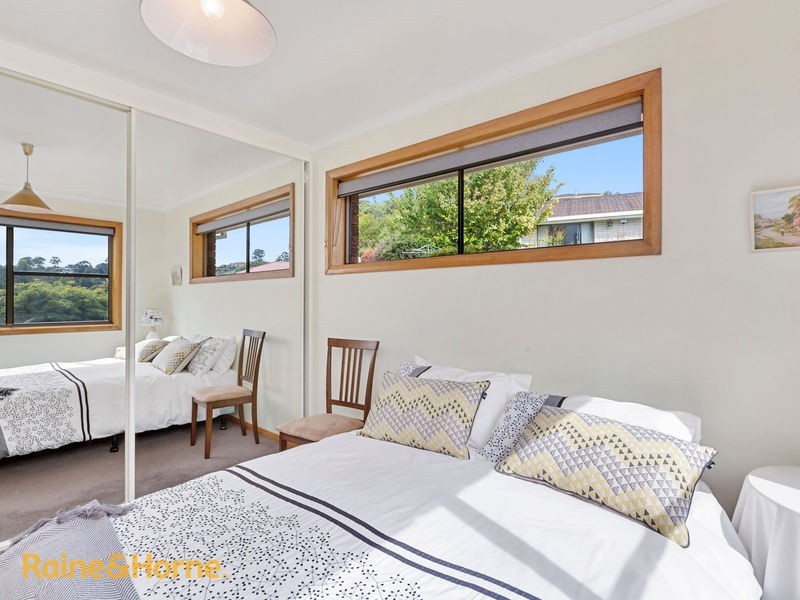 11 Seacrest Avenue, Blackmans Bay TAS 7052