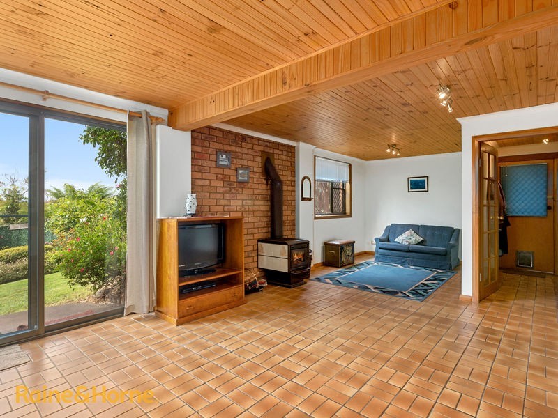11 Seacrest Avenue, Blackmans Bay TAS 7052
