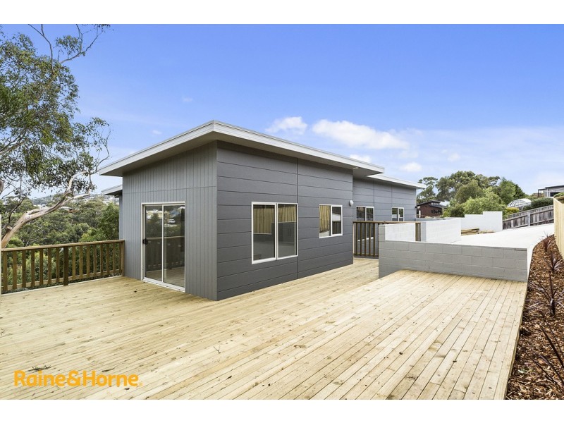 2/40 Willowbend Road, Kingston TAS 7050