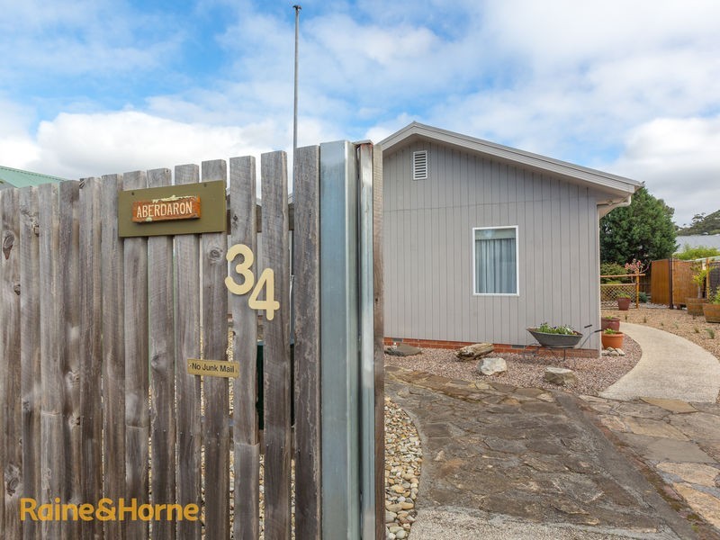 34 Balmoral Road, Kingston Beach TAS 7050