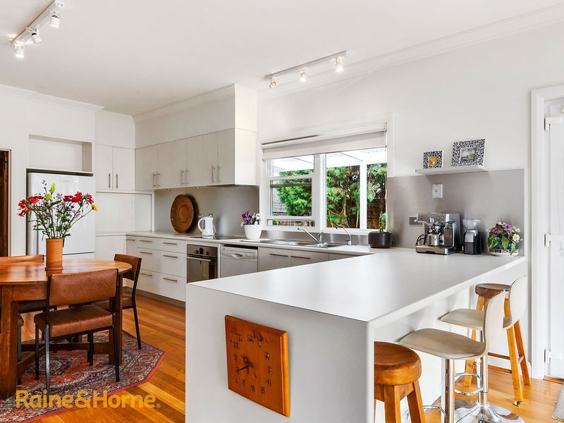 34 Balmoral Road, Kingston Beach TAS 7050